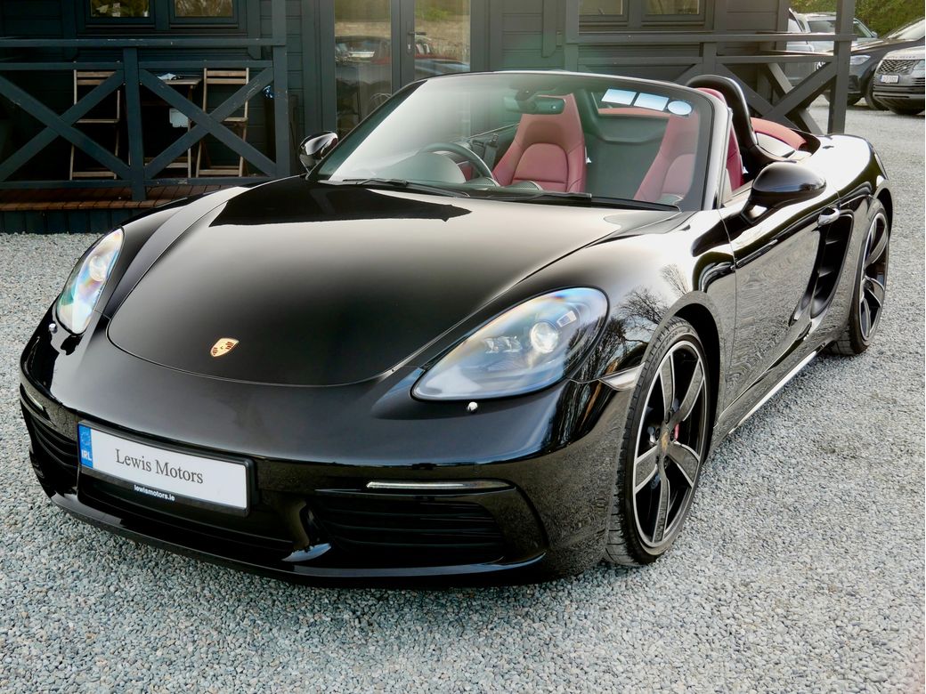 2026 Porsche Boxster