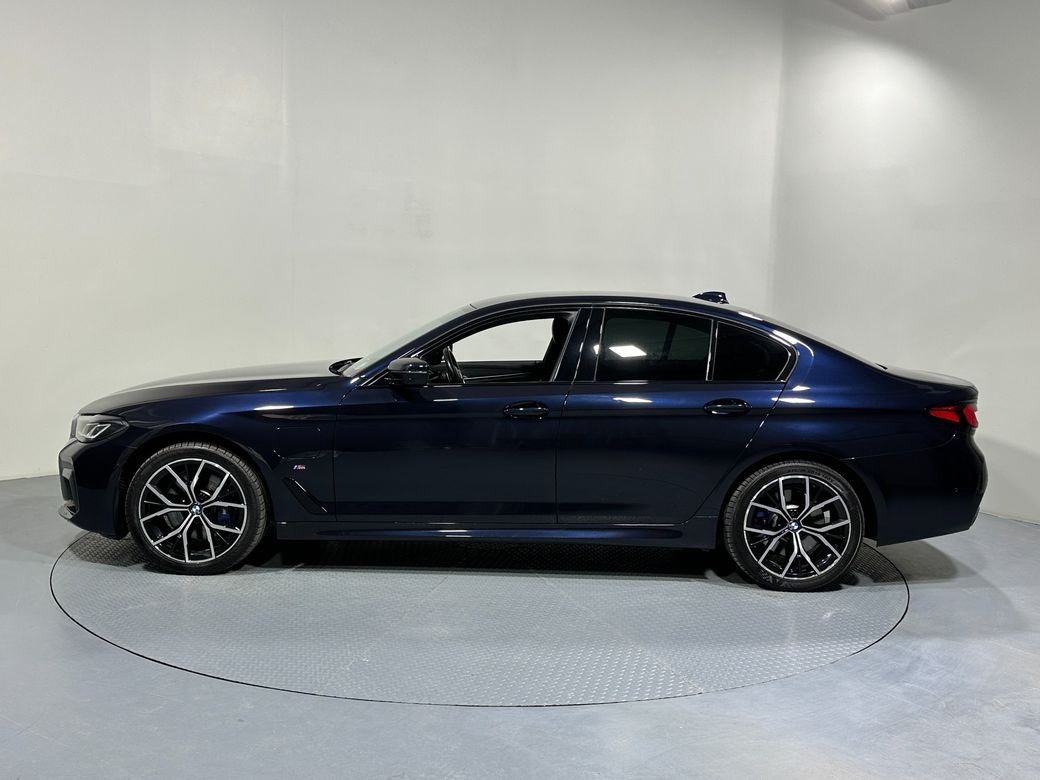 2021 BMW 5 Series