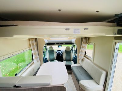 2016 CHAUSSON FLASH 610 LOW PROFILE R.H.D 