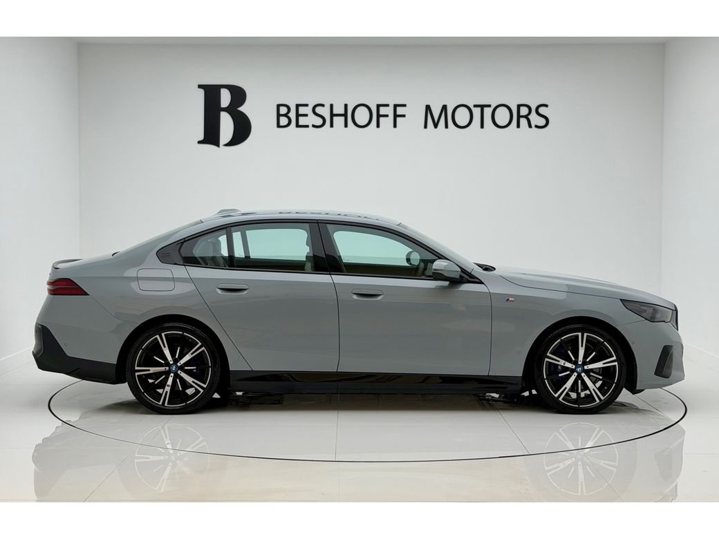 2024 BMW i5