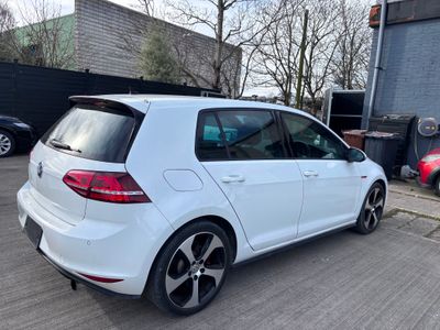 2016 Volkswagen Golf