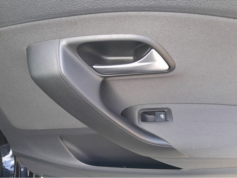 2014 Volkswagen Polo