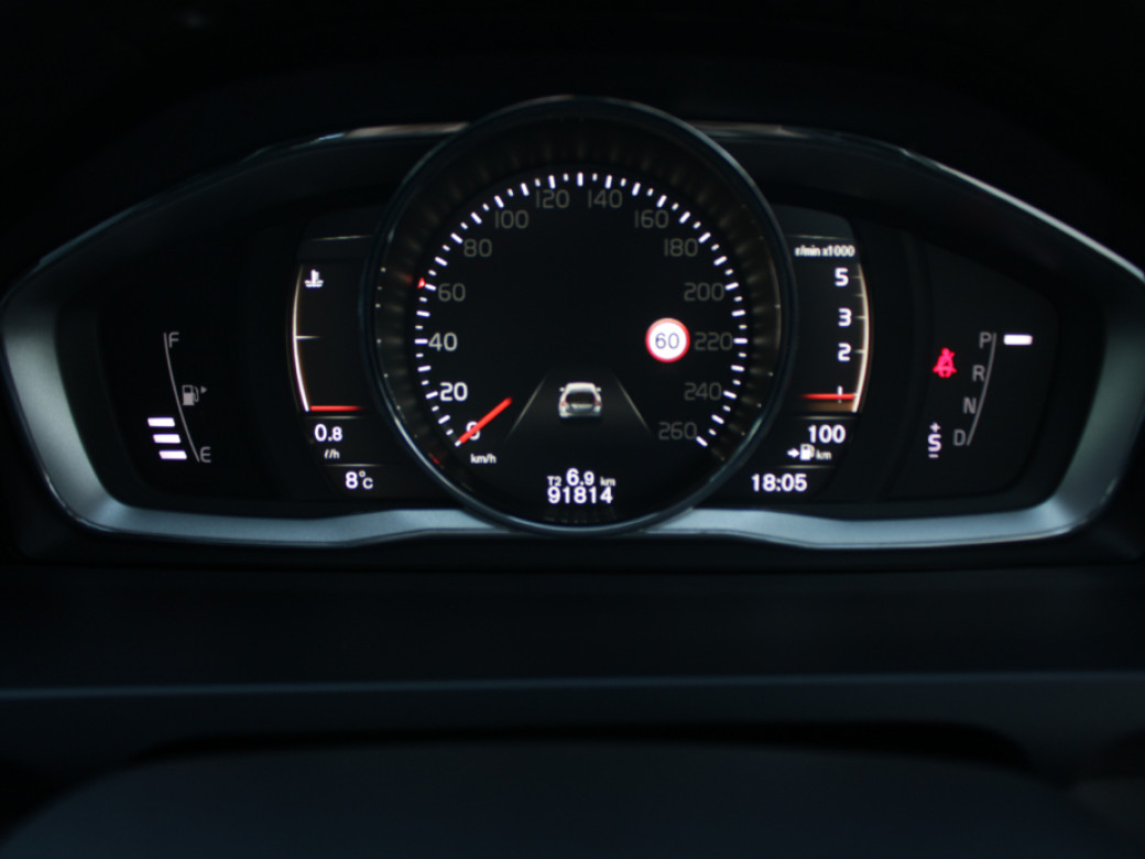 2016 Volvo V60 Cross Country