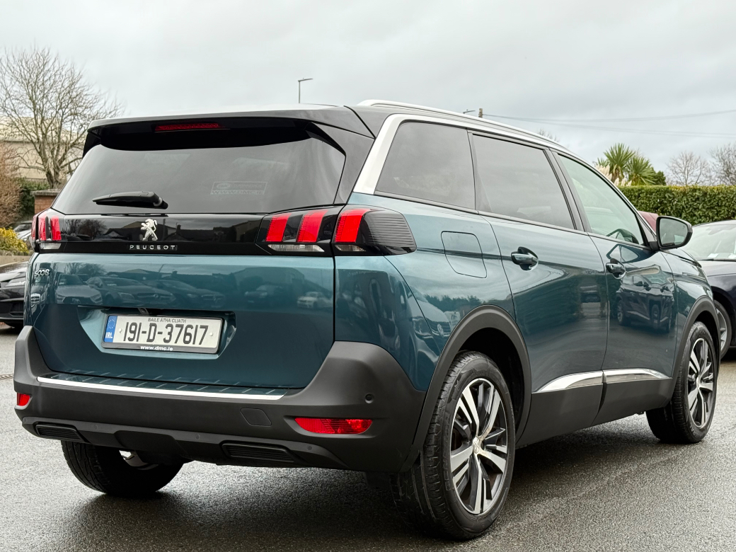 2019 Peugeot 5008