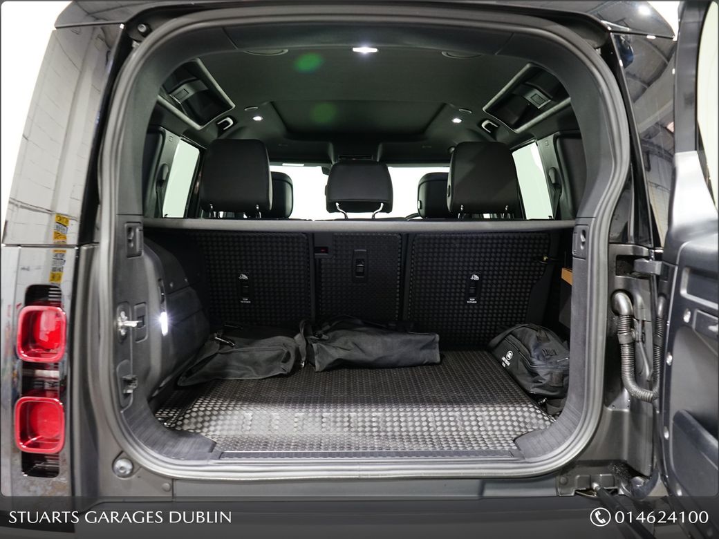 2025 Land Rover Defender