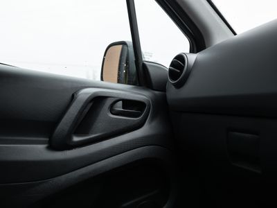 2014 Peugeot Partner