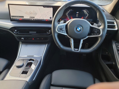 2025 BMW 330