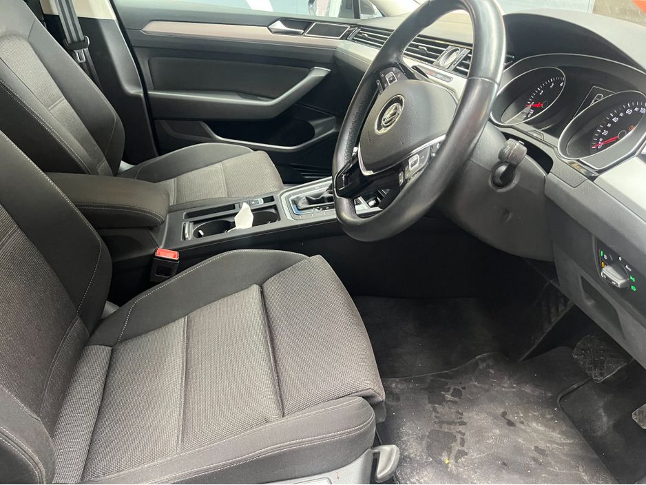 2016 Volkswagen Passat
