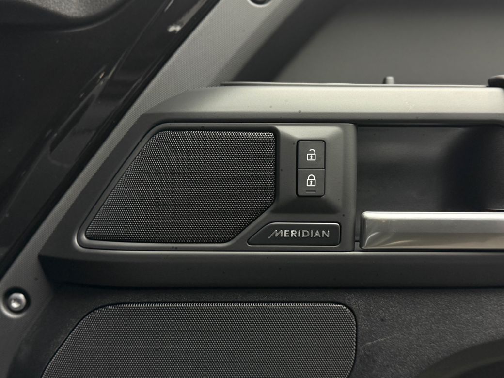2026 Land Rover Defender