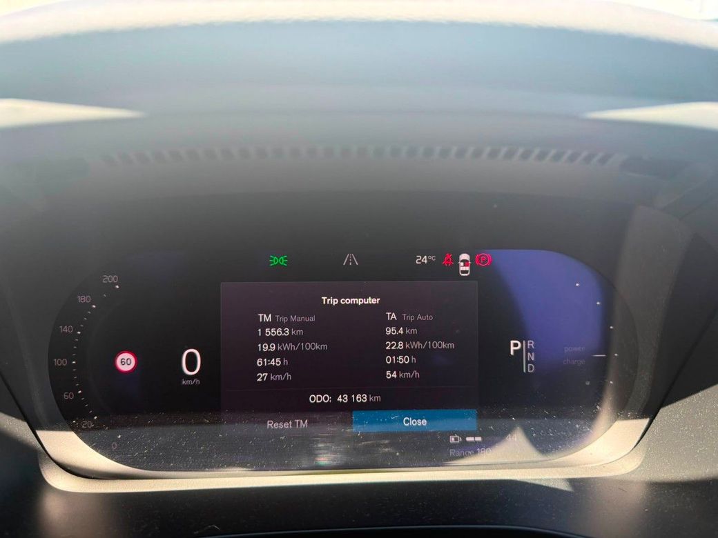 2023 Volvo XC40