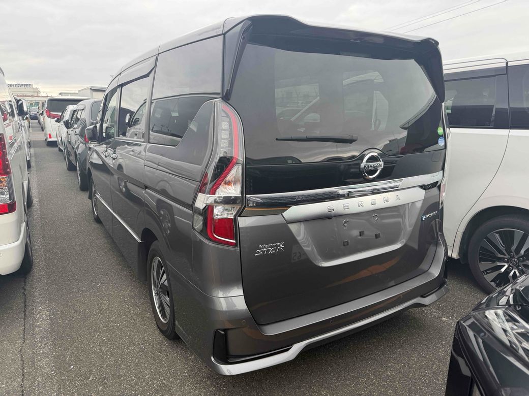 2021 Nissan Serena