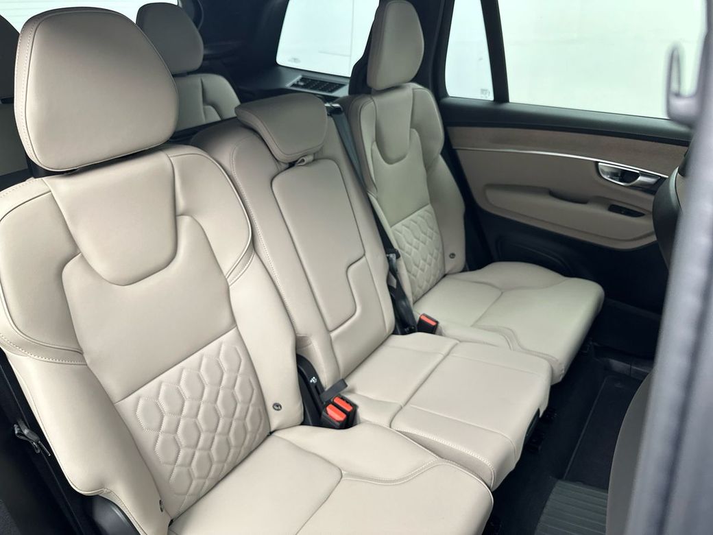 2025 Volvo XC90