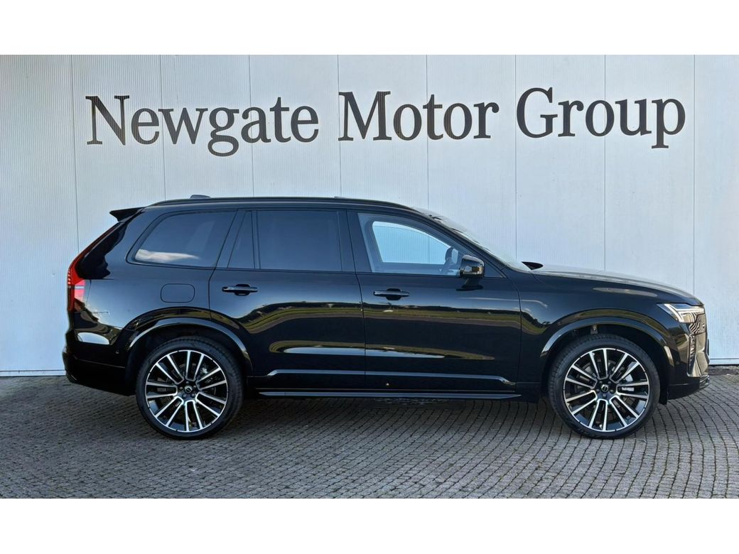 2025 Volvo XC90