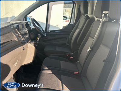 2023 Ford Transit Custom