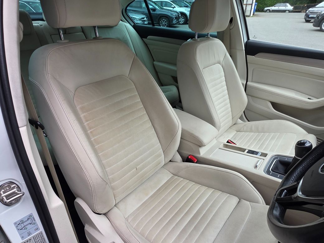 2016 Volkswagen Passat