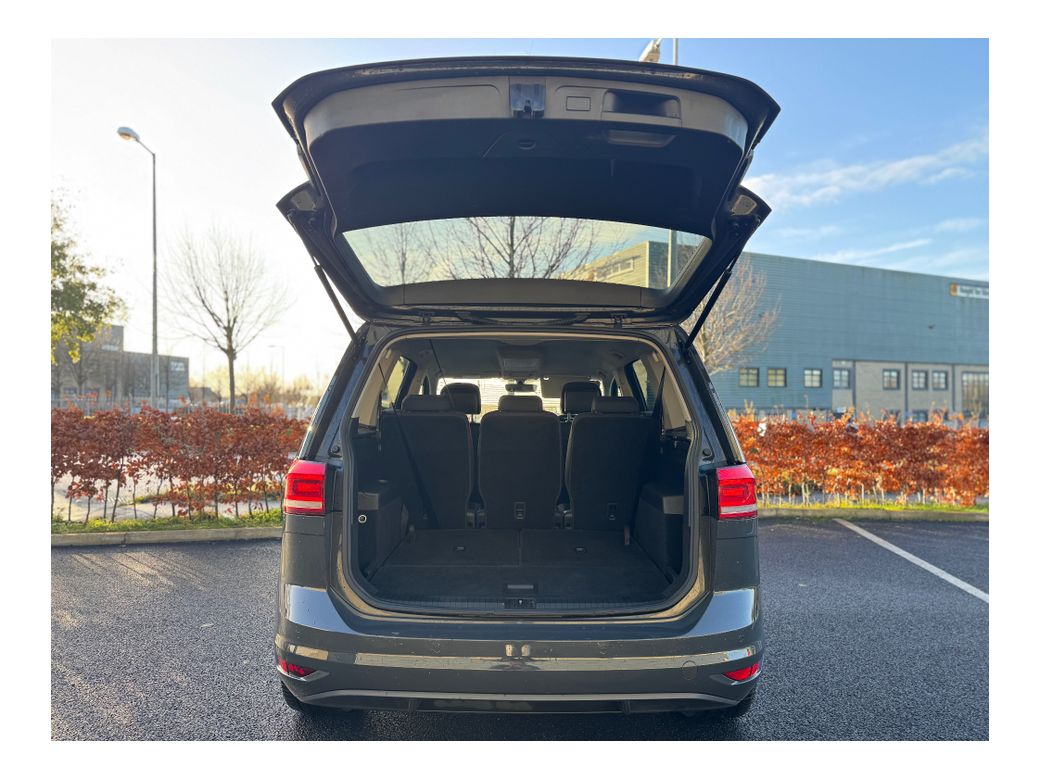 2016 Volkswagen Touran