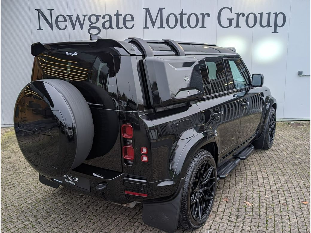 2025 Land Rover Defender