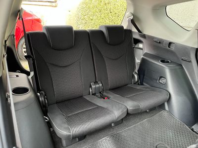 2018 Toyota Prius Alpha