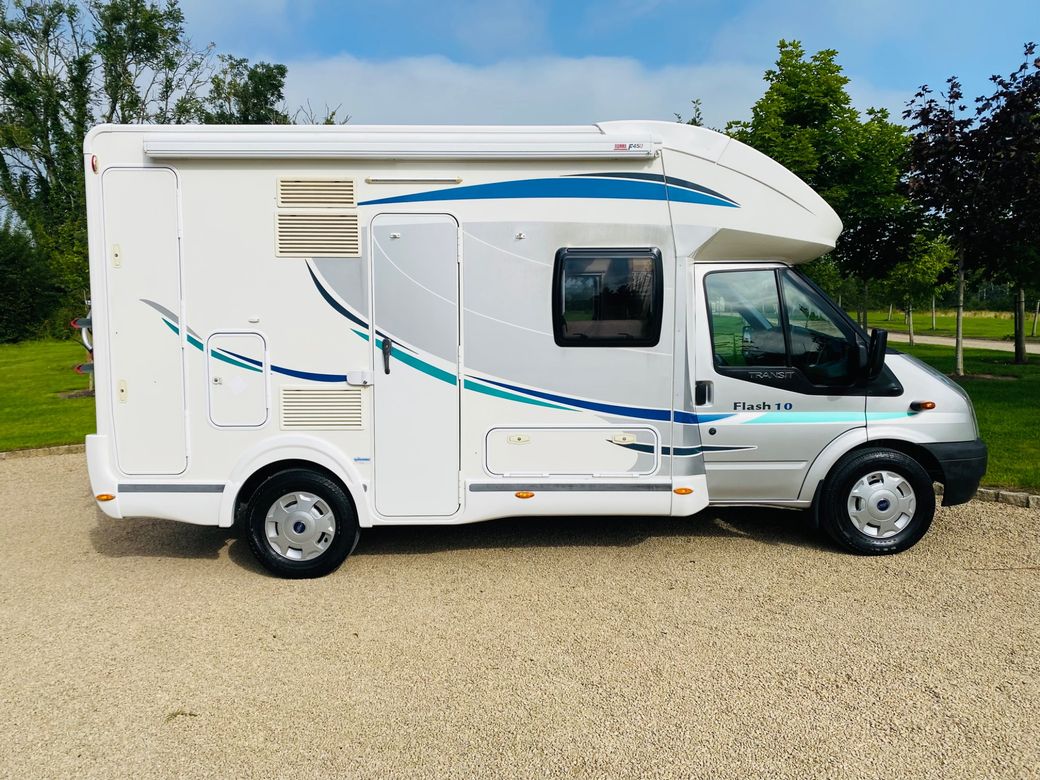 2013 CHAUSSON FLASH 10 LOW PROFILE R.H.D