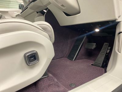 2027 Volvo EX60