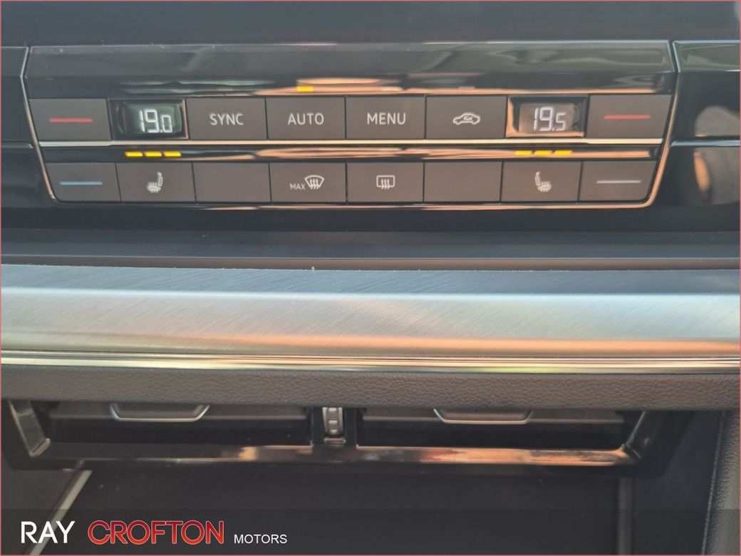 2019 Volkswagen Touareg