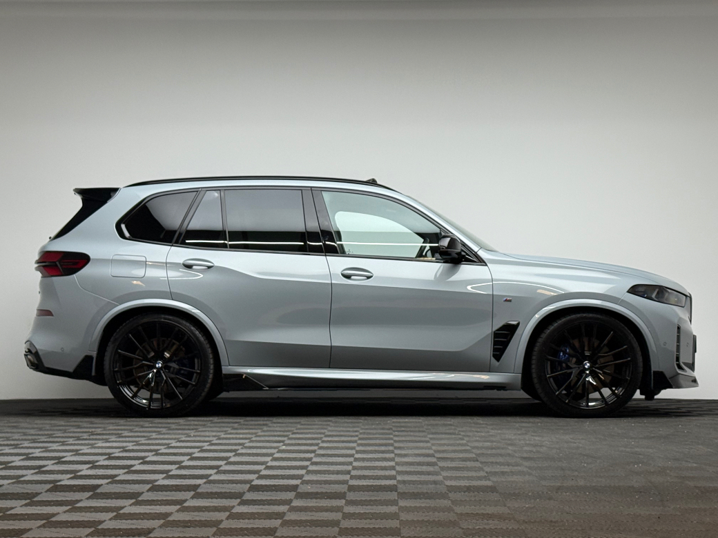 2025 BMW X5