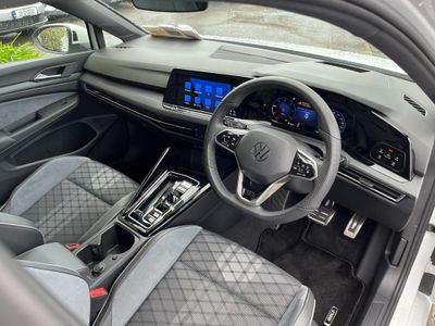 2024 Volkswagen Golf