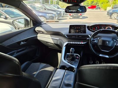 2018 Peugeot 5008