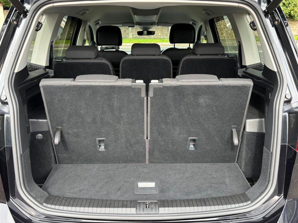 2018 Volkswagen Touran