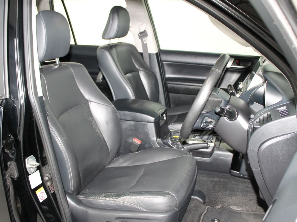 2017 Toyota Landcruiser