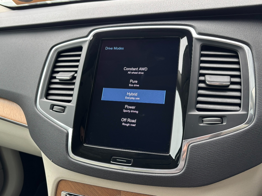 2022 Volvo XC90