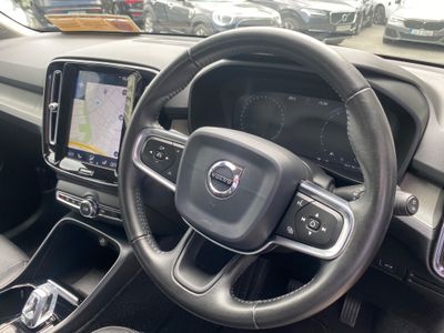 2020 Volvo XC40