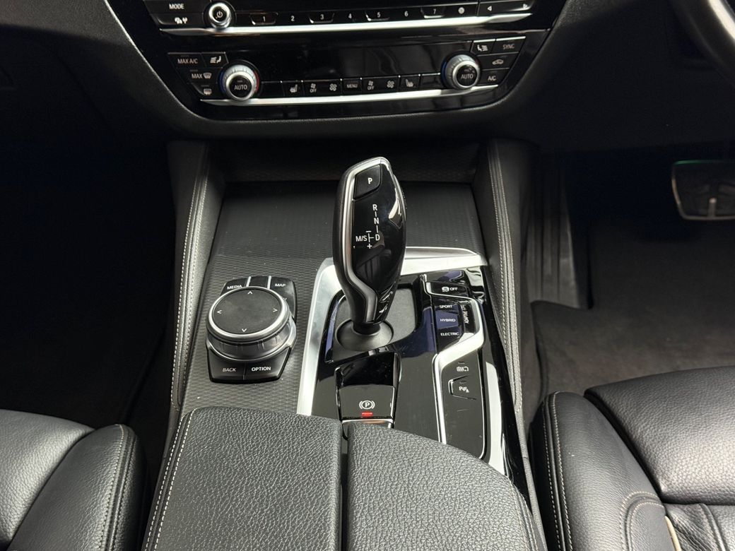 2021 BMW 5 Series