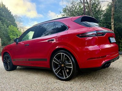 2022 Porsche Cayenne