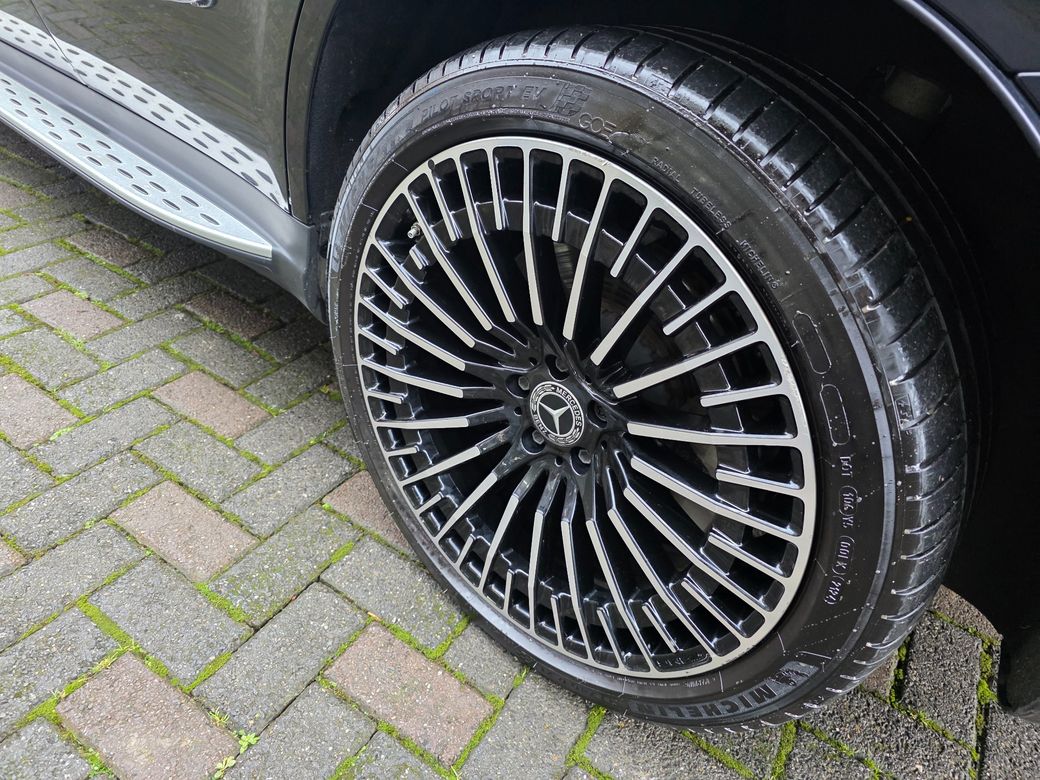 2022 Mercedes-Benz EQC