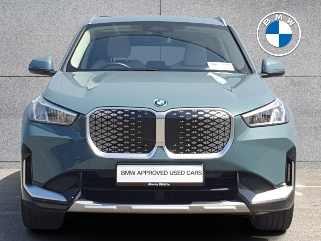 2025 BMW iX1