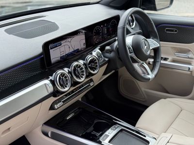 2025 Mercedes-Benz GLB Class