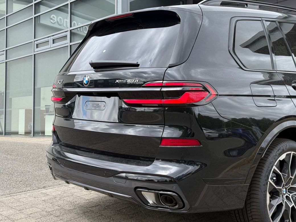 2026 BMW X7