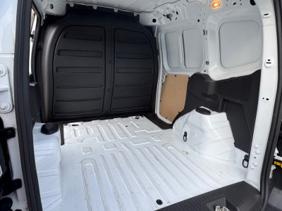 2023 Ford Transit Courier