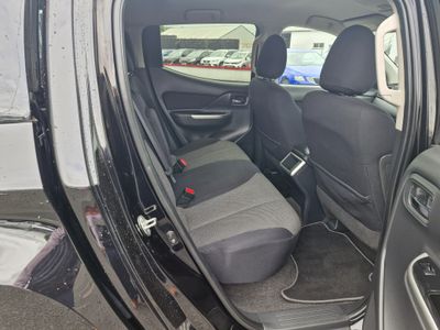 2022 Mitsubishi L200