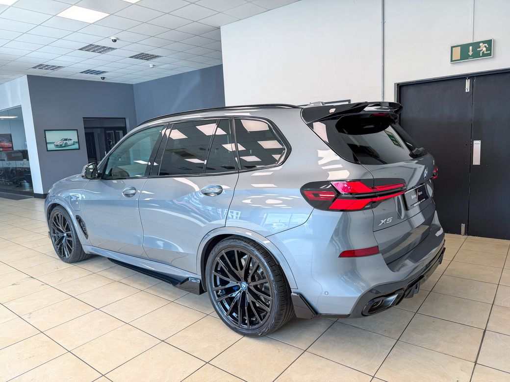 2025 BMW X5