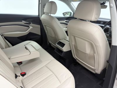 2024 Audi Q8 e-tron
