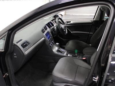 2017 Volkswagen Golf