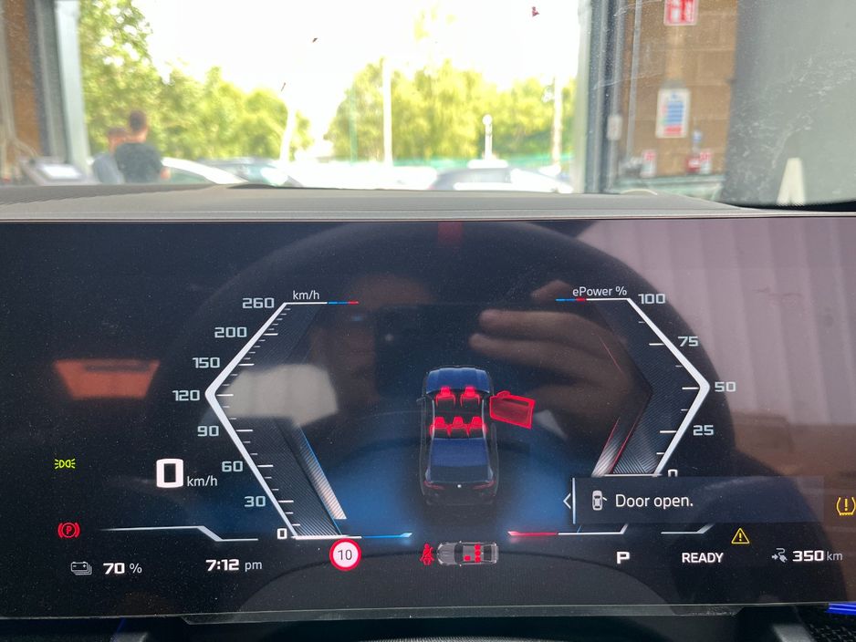 2024 BMW i5