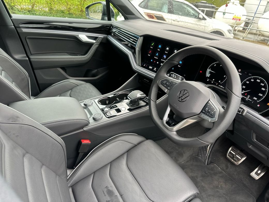 2026 Volkswagen Touareg