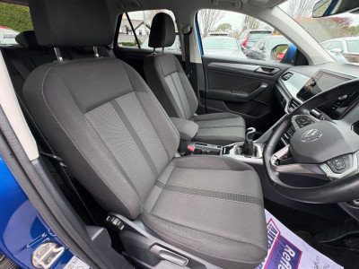 2023 Volkswagen T-Roc