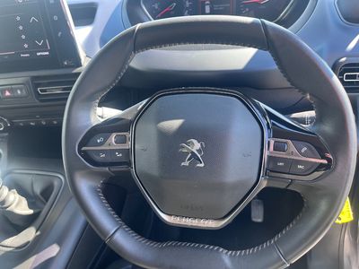 2022 Peugeot Rifter