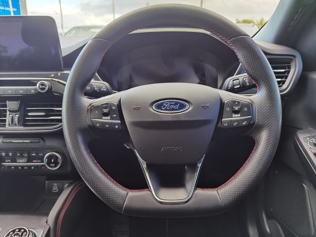 2023 Ford Kuga