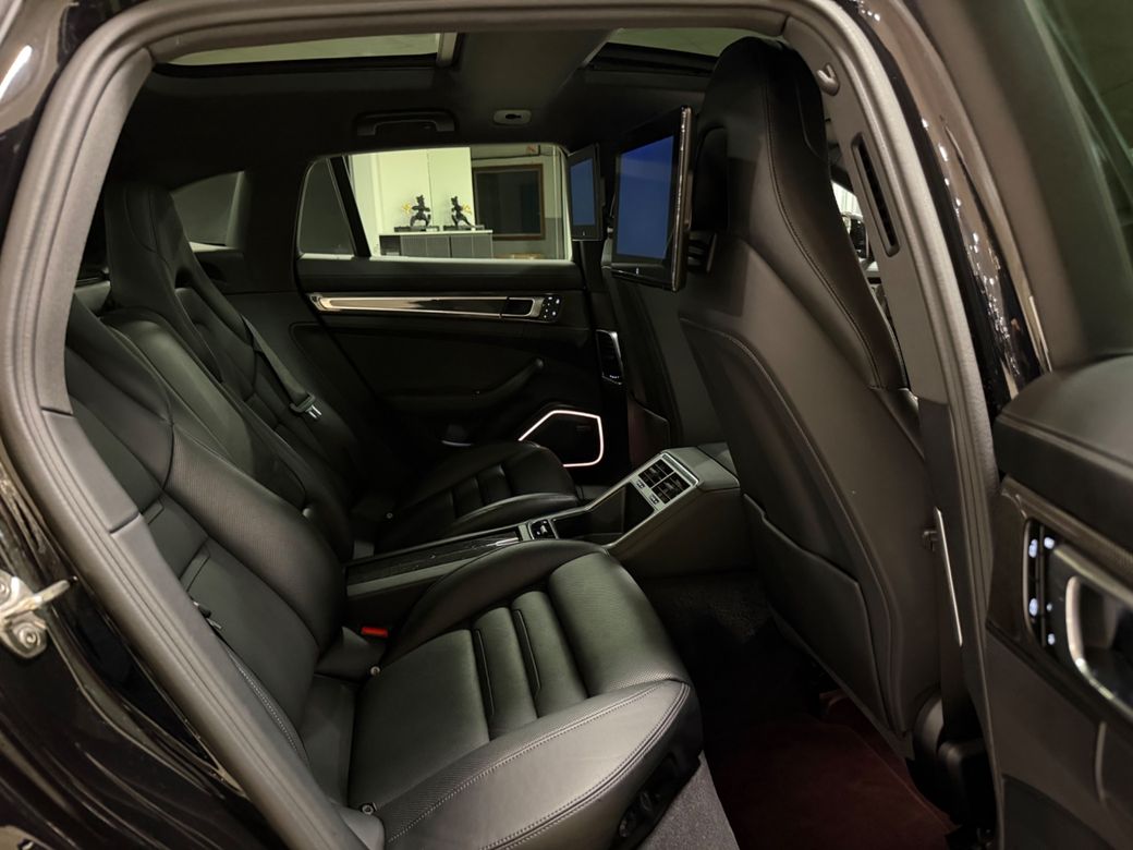 2023 Porsche Panamera