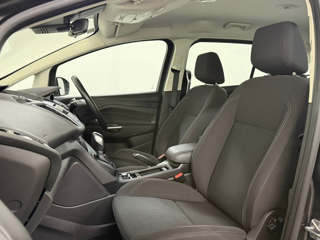 2016 Ford Grand C-Max